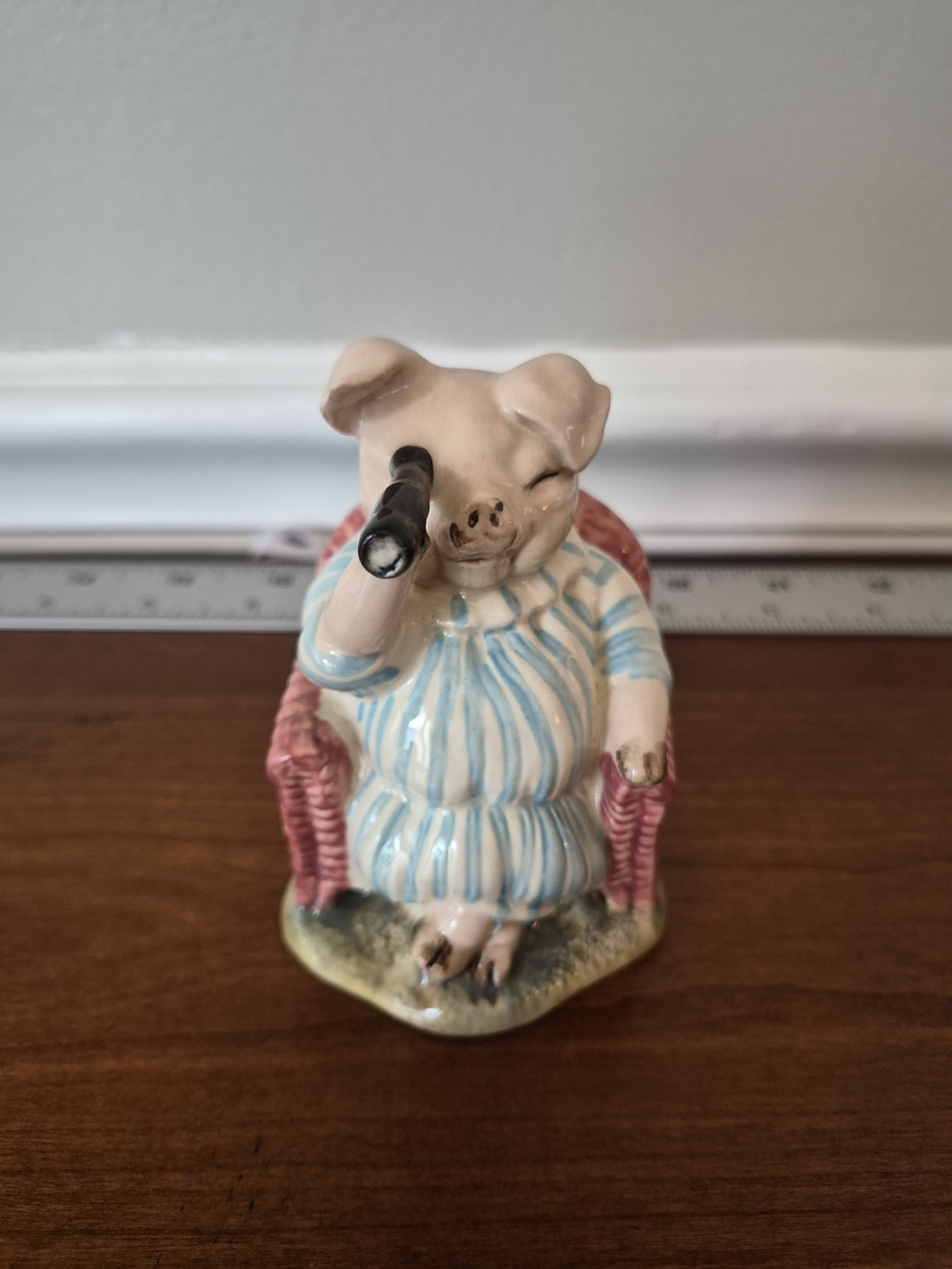 Vintage Beatrix Little Pig Robinson Spying 1987